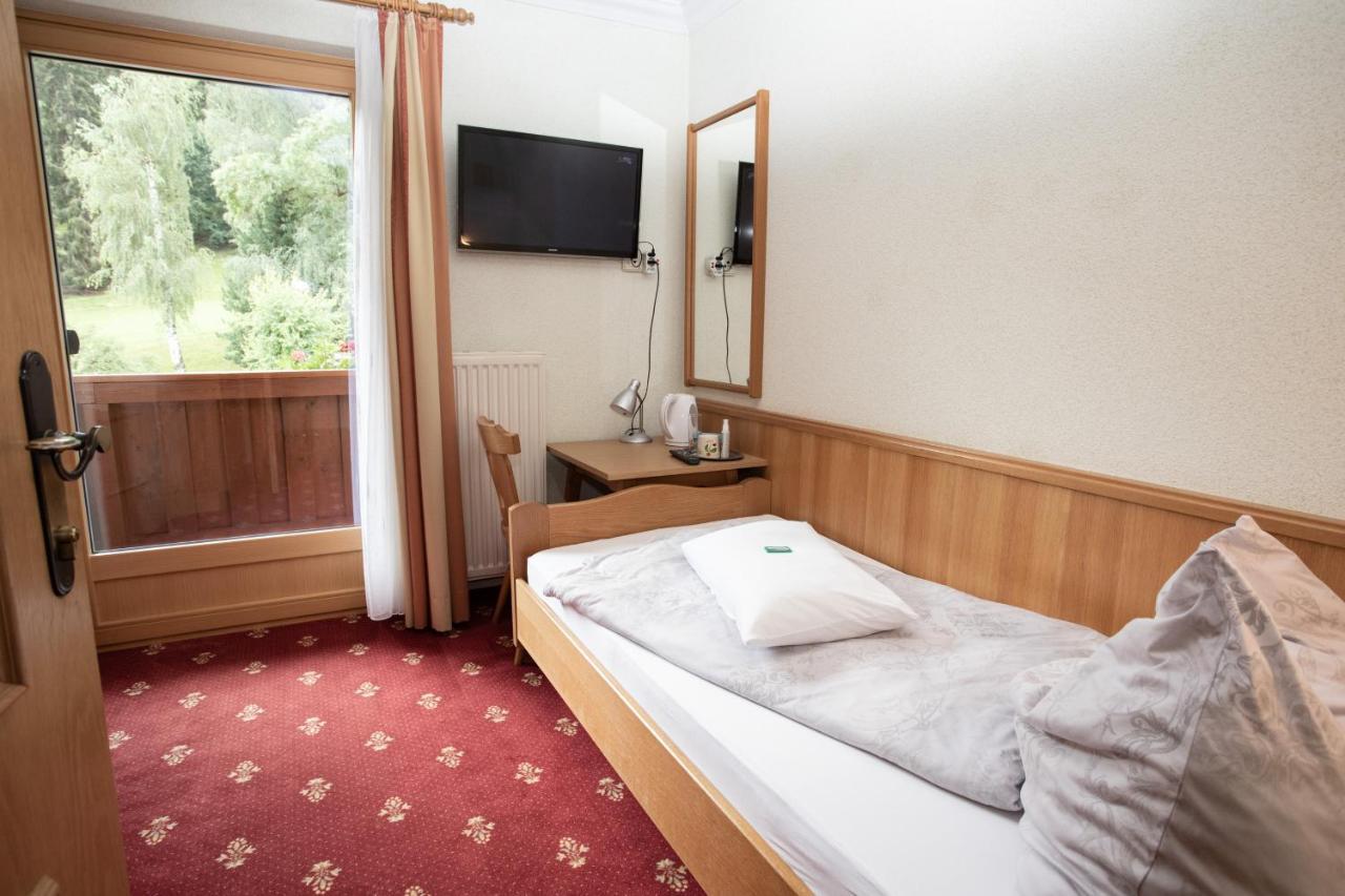 Rosspointnerhof Hotel Haus im Ennstal Bagian luar foto
