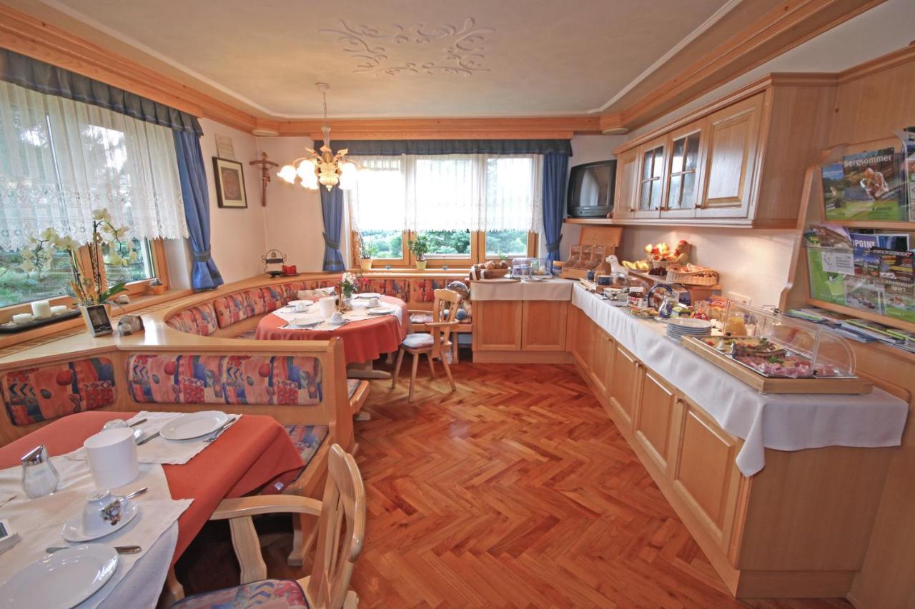 Rosspointnerhof Hotel Haus im Ennstal Bagian luar foto